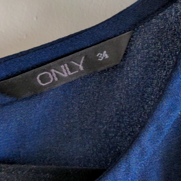 Cropped navy blue jumpsuit - Picture 3 of 3